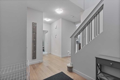 806 Miners Boulevard West, Lethbridge, AB - Indoor Photo Showing Other Room