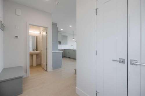 4517 31 Avenue South, Lethbridge, AB - Indoor Photo Showing Other Room