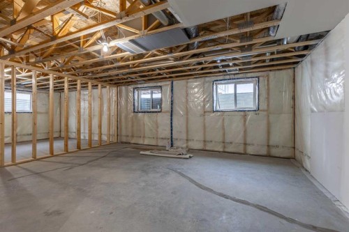 112 E 300 S, Raymond, AB - Indoor Photo Showing Basement