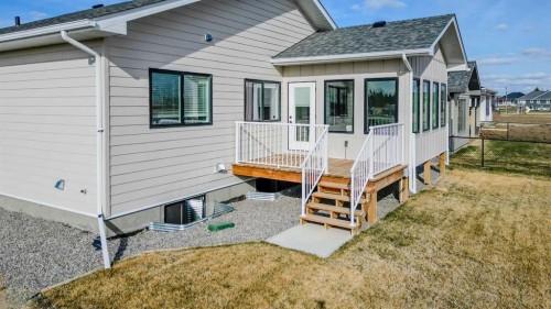 112 E 300 S, Raymond, AB - Outdoor With Exterior