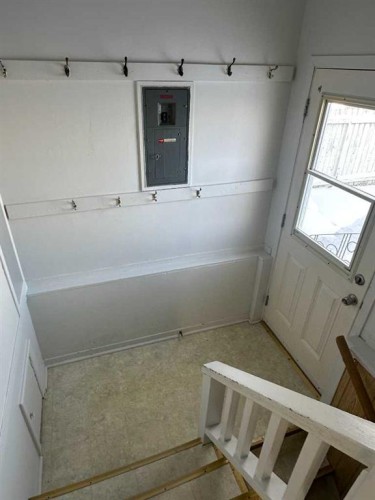 114 3 Avenue North, Vauxhall, AB - Indoor Photo Showing Other Room