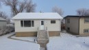114 3 Avenue North, Vauxhall, AB  - Outdoor 