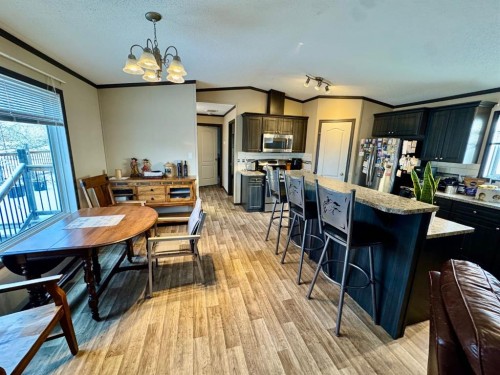 95041A Hwy 2, Fort Macleod, AB - Indoor Photo Showing Other Room