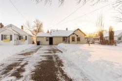 184 W 100 S  Raymond, AB T0K 2S0