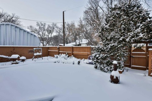 1807 2 Avenue North, Lethbridge, AB - Outdoor