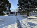 222 Eagle Road North, Lethbridge, AB  - Outdoor 