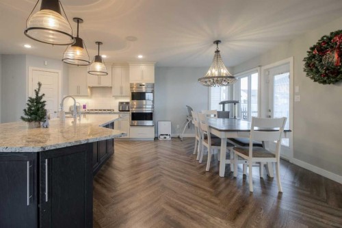 541 Aquitania Boulevard West, Lethbridge, AB - Indoor Photo Showing Dining Room