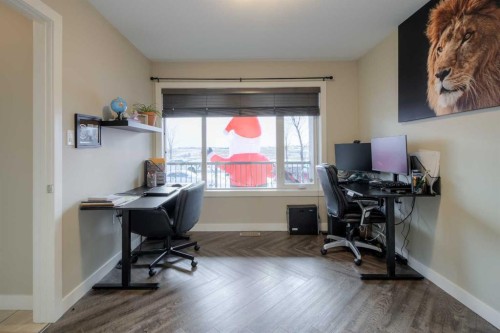 541 Aquitania Boulevard West, Lethbridge, AB - Indoor Photo Showing Office