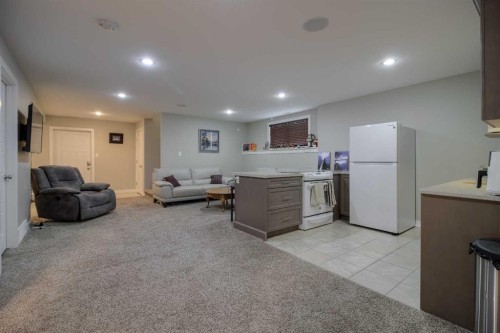 541 Aquitania Boulevard West, Lethbridge, AB - Indoor Photo Showing Basement
