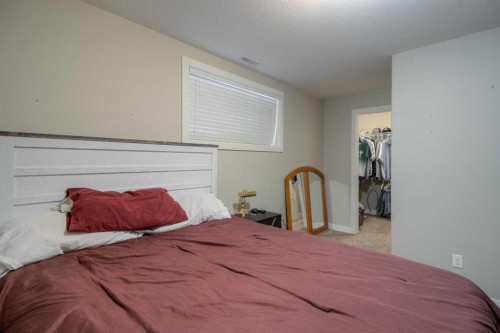 541 Aquitania Boulevard West, Lethbridge, AB - Indoor Photo Showing Bedroom