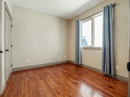 629 Southgate Boulevard South, Lethbridge, AB - Indoor Photo Showing Other Room