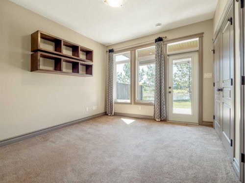 629 Southgate Boulevard South, Lethbridge, AB - Indoor Photo Showing Other Room