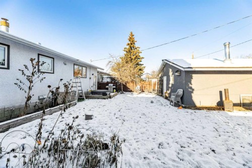 3325 42 Avenue, Red Deer, AB - Outdoor