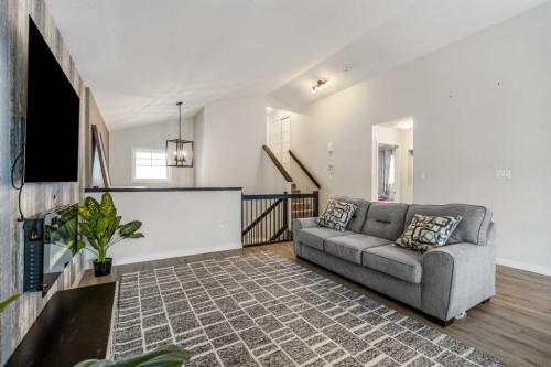 207 Moonlight Cove West, Lethbridge, AB - Indoor Photo Showing Living Room
