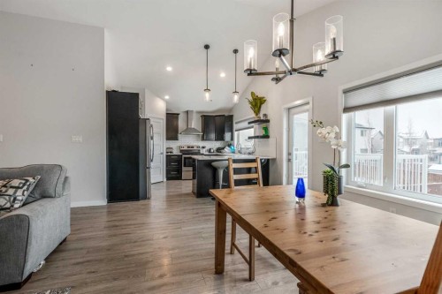 207 Moonlight Cove West, Lethbridge, AB - Indoor