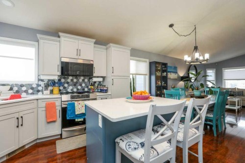 4817 7 Street, Coalhurst, AB - Indoor