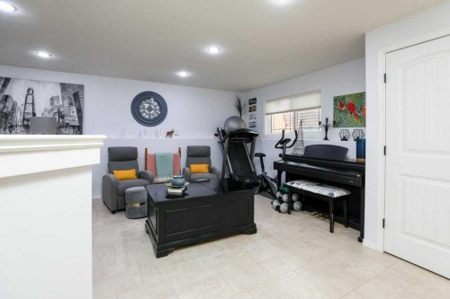 4817 7 Street, Coalhurst, AB - Indoor