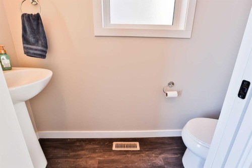 870 Greywolf Run North, Lethbridge, AB - Indoor Photo Showing Other Room