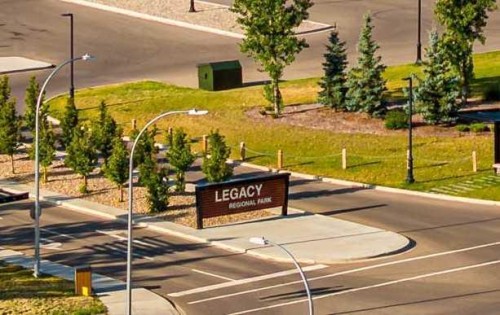 870 Greywolf Run North, Lethbridge, AB - Outdoor