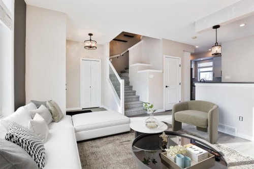 870 Greywolf Run North, Lethbridge, AB - Indoor