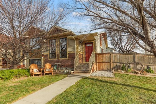 203 Haru Moriyama Place North, Lethbridge, AB - Outdoor