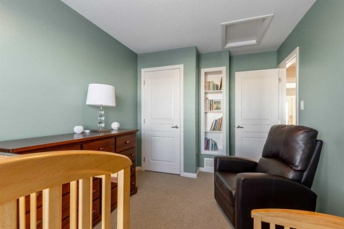 306 Twinriver Road West, Lethbridge, AB 