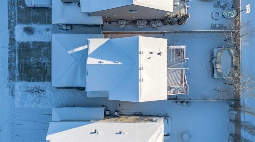 306 Twinriver Road West, Lethbridge, AB 