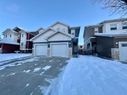 2-189 Silkstone Road WEST Lethbridge, AB T1J 4J9