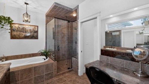 305 Lyndon Road, Fort Macleod, AB - Indoor Photo Showing Bathroom