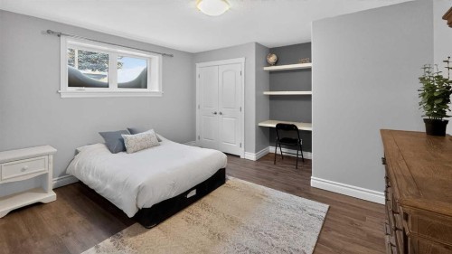 305 Lyndon Road, Fort Macleod, AB - Indoor Photo Showing Bedroom