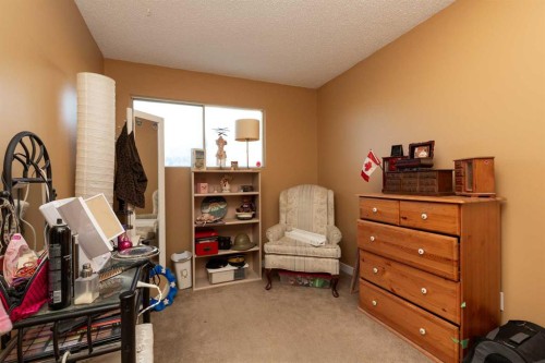 78 Pensacola Court West, Lethbridge, AB - Indoor
