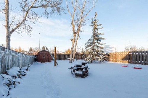 78 Pensacola Court West, Lethbridge, AB - Outdoor