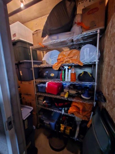 225-2020 32 Street South, Lethbridge, AB - Indoor Photo Showing Other Room