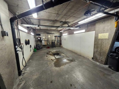 225-2020 32 Street South, Lethbridge, AB - Indoor