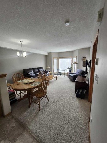 225-2020 32 Street South, Lethbridge, AB - Indoor