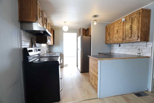 33-895 Elizabeth Street, Pincher Creek, AB 