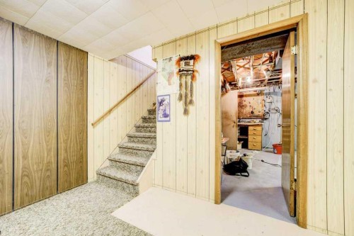 432 2 Avenue Ne, Milk River, AB - Indoor Photo Showing Other Room