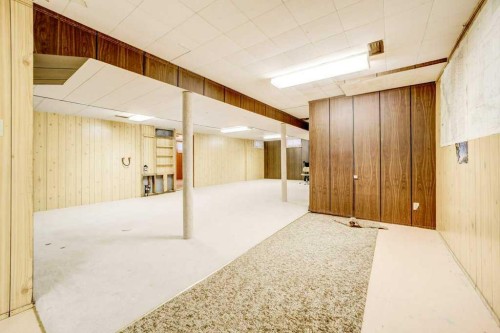 432 2 Avenue Ne, Milk River, AB - Indoor Photo Showing Basement