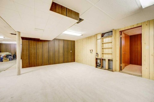 432 2 Avenue Ne, Milk River, AB - Indoor