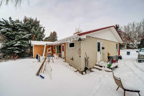 432 2 Avenue Ne, Milk River, AB - Outdoor