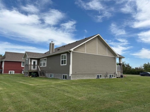217 6 Avenue, Stirling, AB - Outdoor