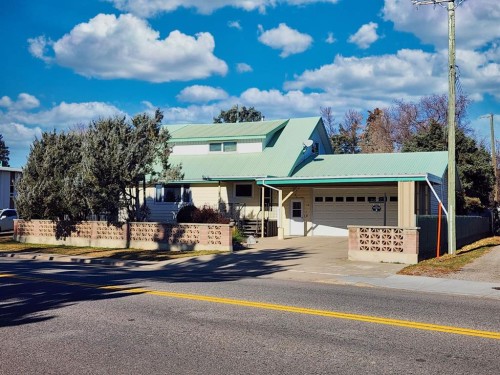 112 43 Avenue West, Claresholm, AB - Outdoor