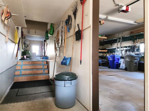 112 43 Avenue West, Claresholm, AB - Indoor Photo Showing Other Room