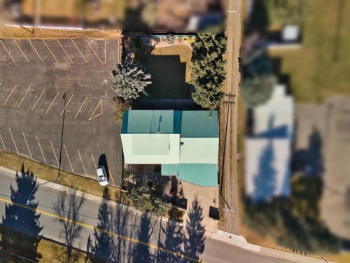 112 43 Avenue West, Claresholm, AB - Indoor Photo Showing Other Room