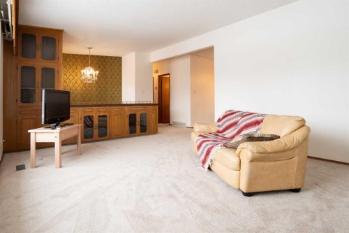 13 Primrose Place North, Lethbridge, AB - Indoor