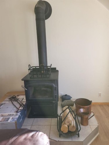 301 1St Avenue North, Coutts, AB - Indoor