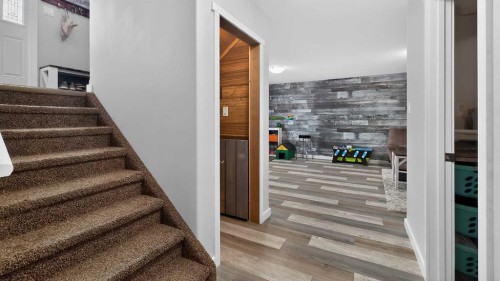 601 10 Avenue West, Barnwell, AB - Indoor Photo Showing Other Room