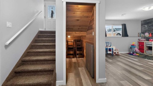 601 10 Avenue West, Barnwell, AB - Indoor Photo Showing Other Room