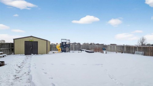 601 10 Avenue West, Barnwell, AB - Outdoor