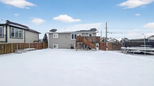 601 10 Avenue West, Barnwell, AB - Outdoor